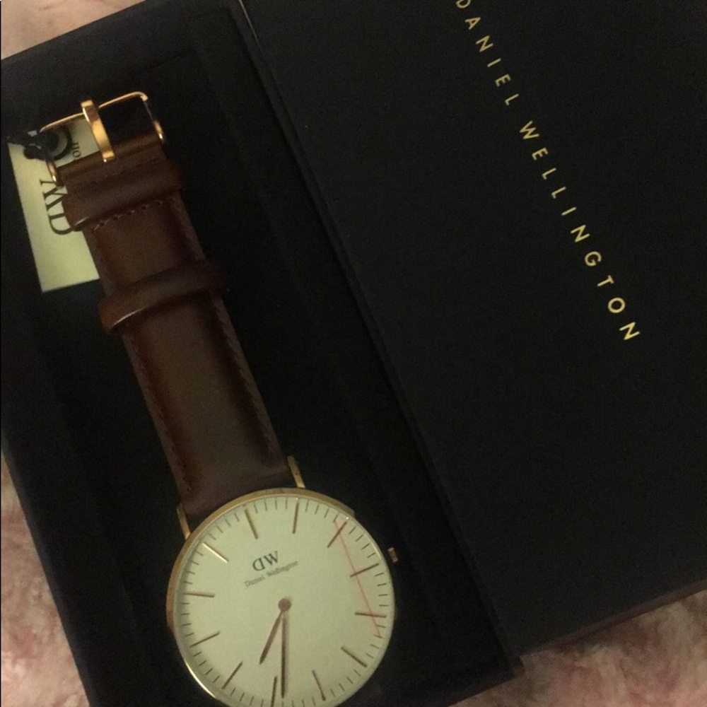 NWT Daniel Wellington Classic St Mawes 36mm Watch